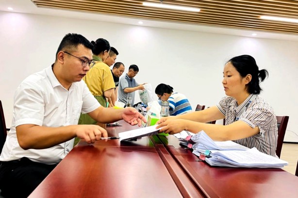 海恒资管公司:车位出租新模式 业主体验新服务_副本.png