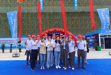 经开建投公司：党员进工地 观摩竞赛提技能（小图）.png