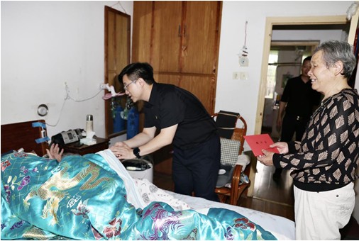 始终坚信 放在“心”里-小图.png