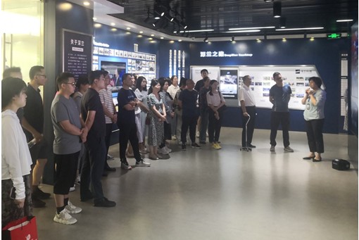 海恒集团组织开展&ldquo;超越自我 共创卓越&rdquo;主题培训2-小图.png